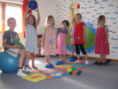 Die Anderter Strolche mit neuen Spielger�ten